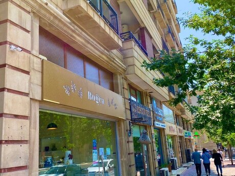 Kirayə 3 otaqlı mənzil, 130 m², 28 May: 1 700 ₼/ay 2