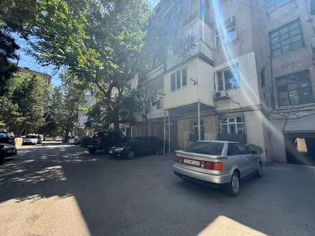 4 rooms · 110 m² · floor 1/5, Həzi Aslanov