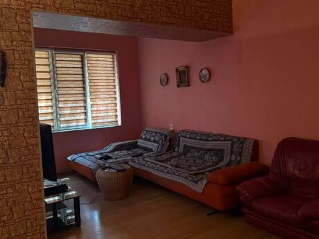 Nəsimidə 4 otaqlı köhnə tikili mənzil satılır, 99 m², 300 000 AZN, şəkil 3 / 11