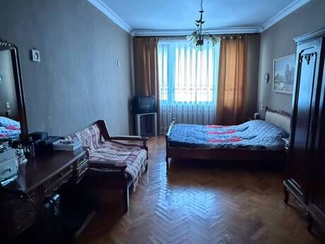 Nəsimidə 4 otaqlı köhnə tikili mənzil satılır, 99 m², 300 000 AZN, şəkil 5 / 11