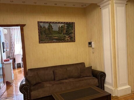 Kirayə 3 otaqlı mənzil, 135 m², Nəriman Nərimanov: 1 250 ₼/ay 5