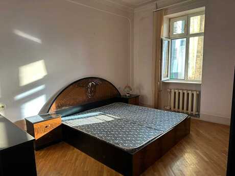Kirayə 2 otaqlı mənzil, 70 m², İnşaatçılar: 750 ₼/ay 4
