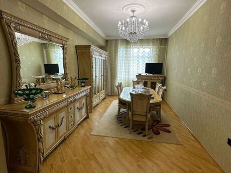 4 otaqlı mənzil, 130 m², İnşaatçılar: 295 000 ₼ 4
