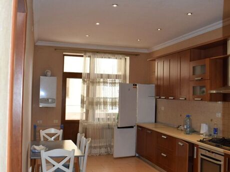 Kirayə 3 otaqlı mənzil, 150 m², 28 May: 1 250 ₼/ay 5