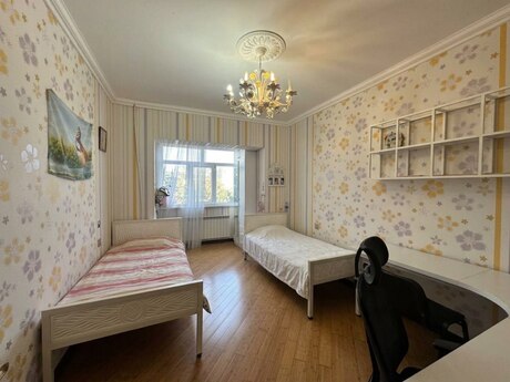 5 otaqlı mənzil, 120 m², Əhmədli: 260 000 ₼ 3