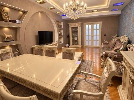 4-room apartment, 147 m², 8-ci mikrorayon: 370 000 ₼ 2