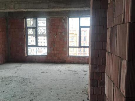 3 otaqlı mənzil, 129 m², 28 May: 425 000 ₼ 5
