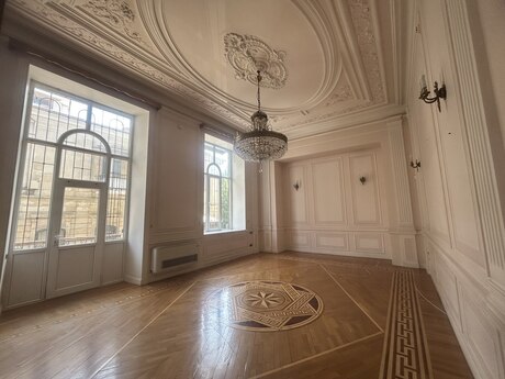 5-room apartment for rent, 300 m², Sahil: 4 000 ₼/mo 2