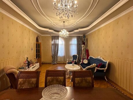 6 otaqlı həyət evi, 360 m², İnşaatçılar: 450 000 ₼ 4