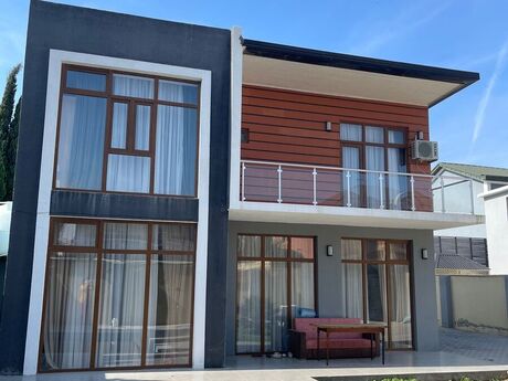 4 otaqlı həyət evi, 200 m², Binə: 248 000 ₼ 2