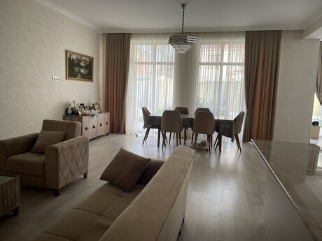 4 otaqlı həyət evi, 200 m², Binə: 248 000 ₼ 4