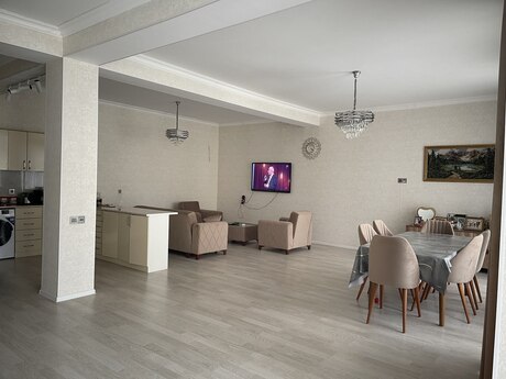 4 otaqlı həyət evi, 200 m², Binə: 248 000 ₼ 3