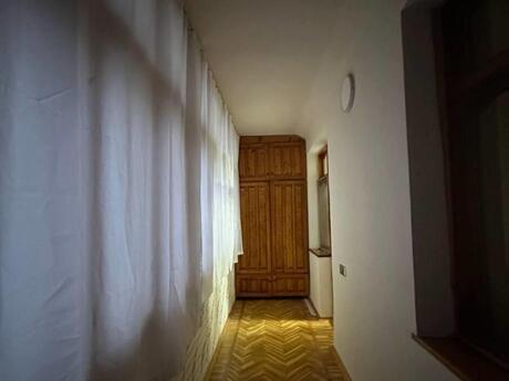 3-room apartment, 85 m², Qara Qarayev: 250 000 ₼ 2