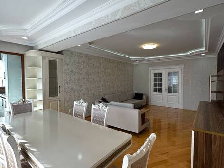 Kirayə 3 otaqlı mənzil, 130 m², Park Azure: 2 200 ₼/ay 4