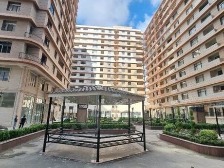 2-комнатная квартира, 77 м², 28 May: 316 000 ₼ 3