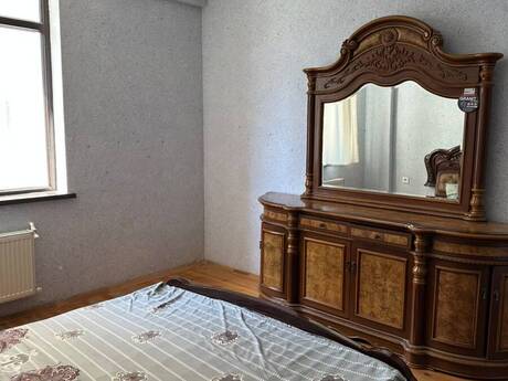 Kirayə 3 otaqlı mənzil, 130 m², Gənclik: 1 000 ₼/ay 3