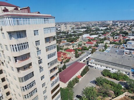 2 Qara Qarayev
