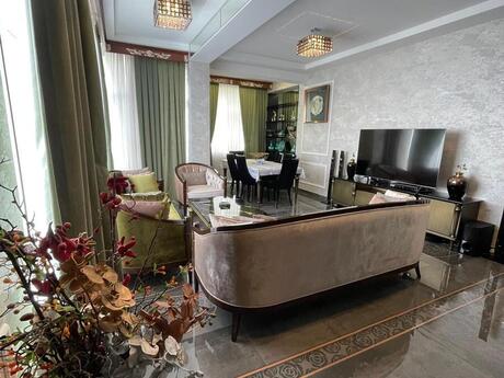 6-комнатная квартира, 280 м², Səbail: 580 000 ₼ 2