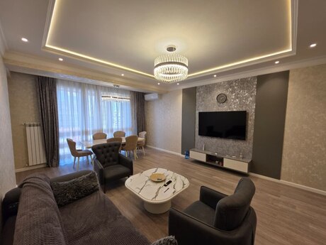 Kirayə 3 otaqlı mənzil, 120 m², Nizami: 1 800 ₼/ay 3