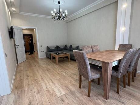 Kirayə 2 otaqlı mənzil, 63 m², İnşaatçılar: 650 ₼/ay 2