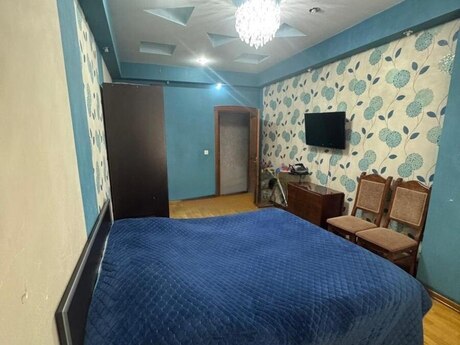 Kirayə 3 otaqlı mənzil, 131 m², 20 Yanvar: 1 200 ₼/ay 5