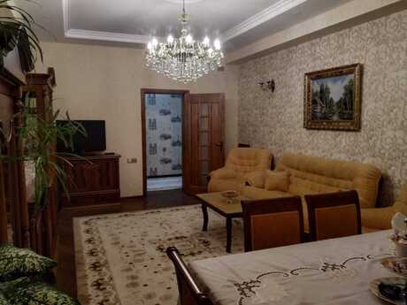 Elan №6466084 - Bakı, Binəqədi r., 4 otaqlı, 130 m², 6/14 mərtəbə