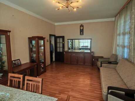 Объявление №6466088 - Баку, Сабаильский р., 3-комн., 85 м², 1/10 этаж