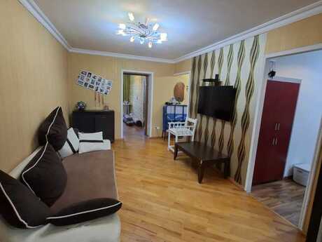 Kirayə 3 otaqlı mənzil, 80 m², Neftçilər: 800 ₼/ay 3