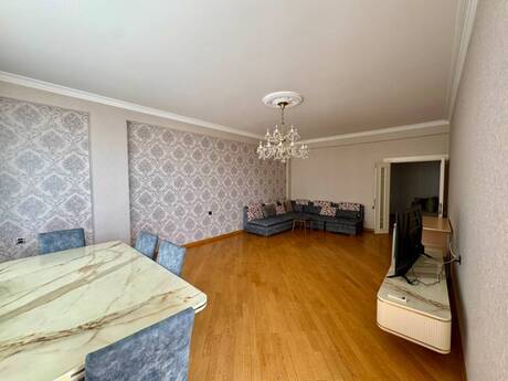 Kirayə 3 otaqlı mənzil, 120 m², Şah İsmayıl Xətai: 1 450 ₼/ay 3