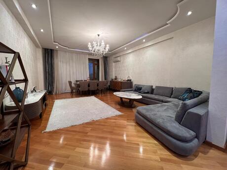 3 otaq · 153 m² · 5/14 mərtəbə, Nizami