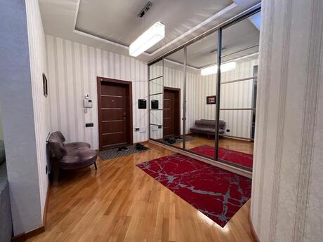 3 otaqlı mənzil, 153 m², Nizami: 550 000 ₼ 3