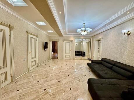 3 otaqlı mənzil, 165 m², Nəsimi: 525 000 ₼ 2