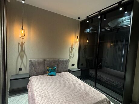 3-room apartment for rent, 100 m², Şah İsmayıl Xətai: 1 999 ₼/mo 5