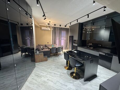 3 rooms · 100 m² · floor 6/7, Şah İsmayıl Xətai