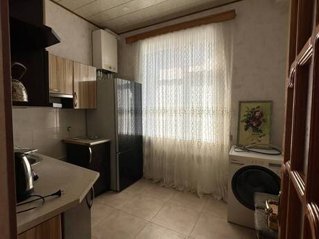 Elan №6466289 - Bakı, Nizami m., 2 otaqlı, 60 m², 10/10 mərtəbə