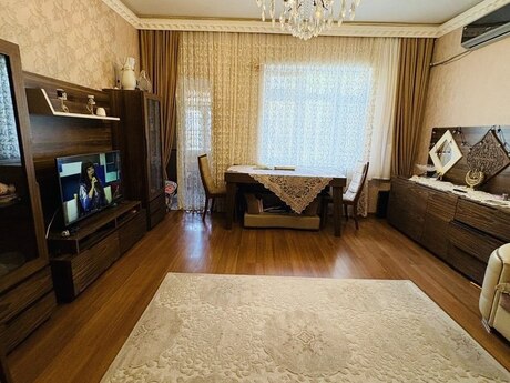 Продаётся 2-комнатная квартира в старом фонде, 28 May, 70 м², 178 000 AZN, фото 3 / 6