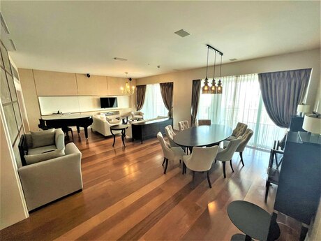 Kirayə 4 otaqlı mənzil, 325 m², Gumush Residence: 17 000 ₼/ay 2