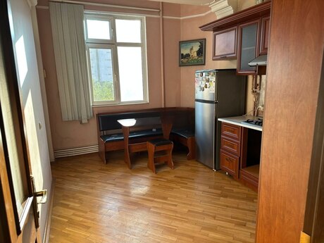 Kirayə 2 otaqlı mənzil, 75 m², İnşaatçılar: 750 ₼/ay 4