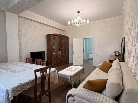 Kirayə 2 otaqlı mənzil, 85 m², 8 Noyabr: 1 100 ₼/ay 4