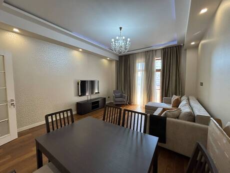 4-room apartment for rent, 160 m², Ağ şəhər: 2 500 ₼/mo 4