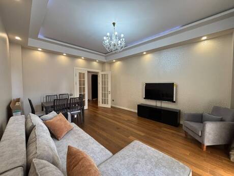 Объявление №6466438 - Баку, пос. Аг шехер, 4-комн., 160 м², 3/7 этаж