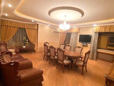 Kirayə 4 otaqlı mənzil, 168 m², Nərimanov: 1 050 ₼/ay 3