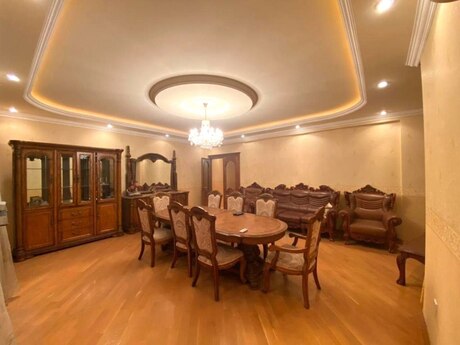 Kirayə 4 otaqlı mənzil, 168 m², Nərimanov: 1 050 ₼/ay 4