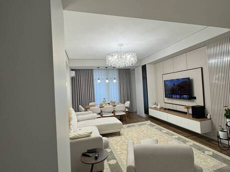 4 otaqlı mənzil, 182 m², Nəriman Nərimanov: 585 000 ₼ 2