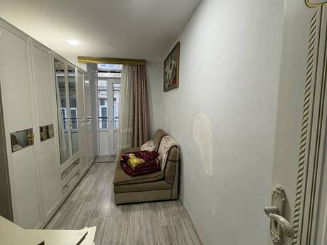 4-room apartment for rent, 55 m², Nizami: 799 ₼/mo 3