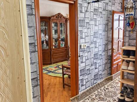 2 otaqlı mənzil, 70 m², Massiv D: 140 000 ₼ 5