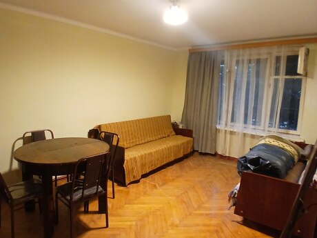 Kirayə 1 otaqlı mənzil, 40 m², İnşaatçılar: 400 ₼/ay 2