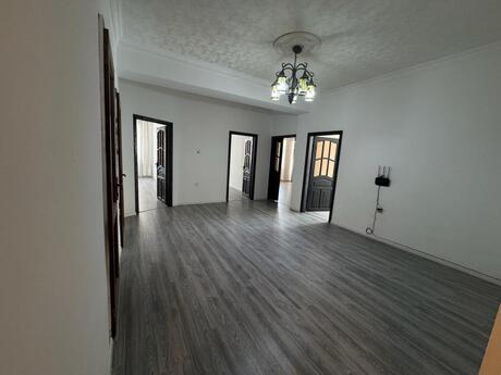 4-комнатная квартира, 135 м², İnşaatçılar: 254 000 ₼ 4