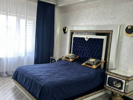 Elan №6466718 - Bakı, Nizami r., 3 otaqlı, 140 m², 3/8 mərtəbə