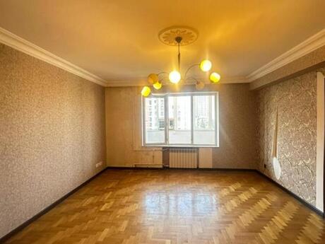 Объявление №6466781 - Баку, м. Низами, 5-комн., 180 м², 7/9 этаж